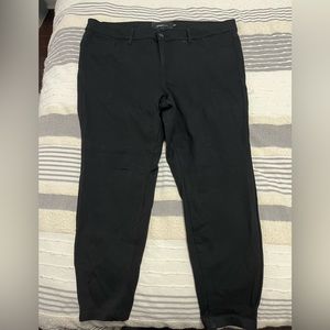 Torrid | Black Studio Pant | Skinny | Plus size 22 | Short length | EUC